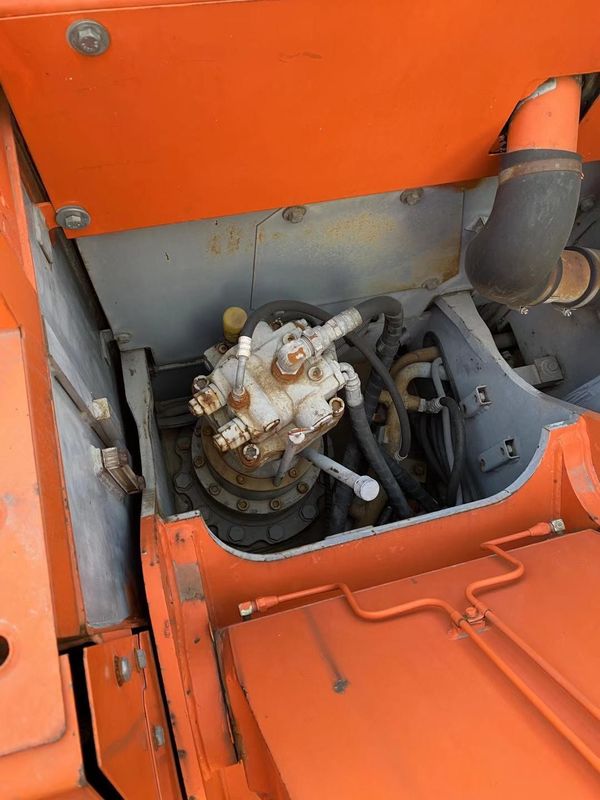Η Hitachi είναι σε απόθεμα 90% μεταχειρισμένο HITACHI ZX135us εκσκαφέας, HITACHI ZX135us ZX120-6 ZX240-3g με φθηνή τιμή για πώληση στη Σαγκάη