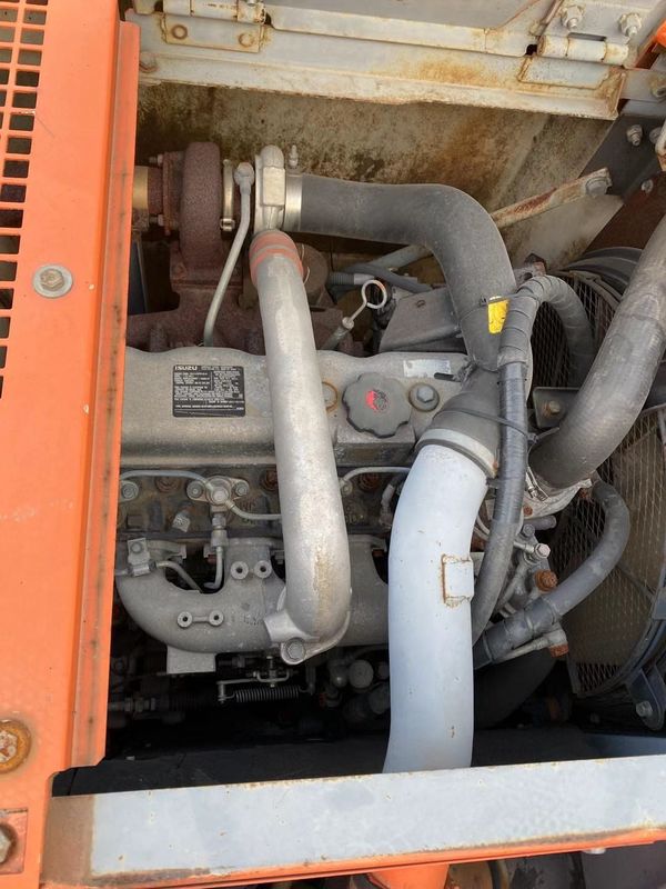 Η Hitachi είναι σε απόθεμα 90% μεταχειρισμένο HITACHI ZX135us εκσκαφέας, HITACHI ZX135us ZX120-6 ZX240-3g με φθηνή τιμή για πώληση στη Σαγκάη