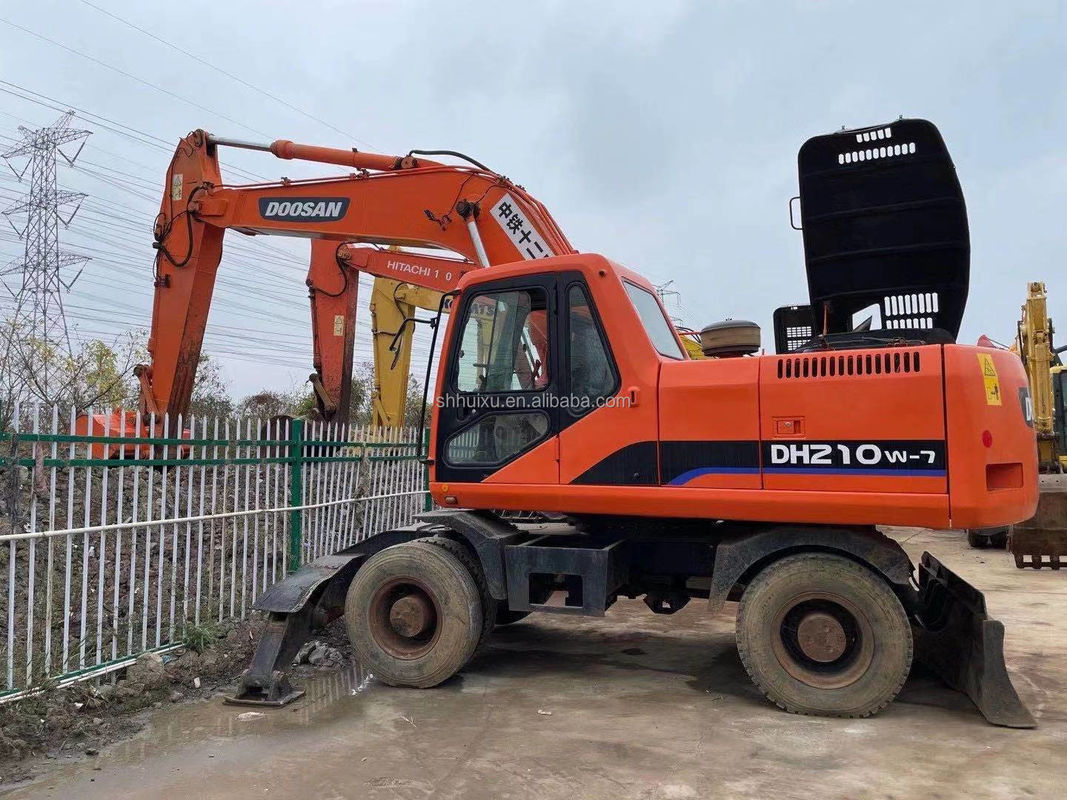 Χρησιμοποιούμενη εκσκαφέας ποιότητας DOOSAN 210W με χαμηλή τιμή προς πώληση/Χρησιμοποιούμενη υδραυλική αναρρίχηση Doosan 210W εκσκαφέας