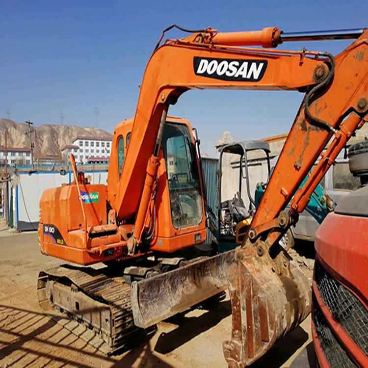 Χρησιμοποιούμενη εκσκαφέας 8 τόνων Doosan DX80 Χρησιμοποιούμενο μοντέλο 80 mini project duty DX80 προς πώληση