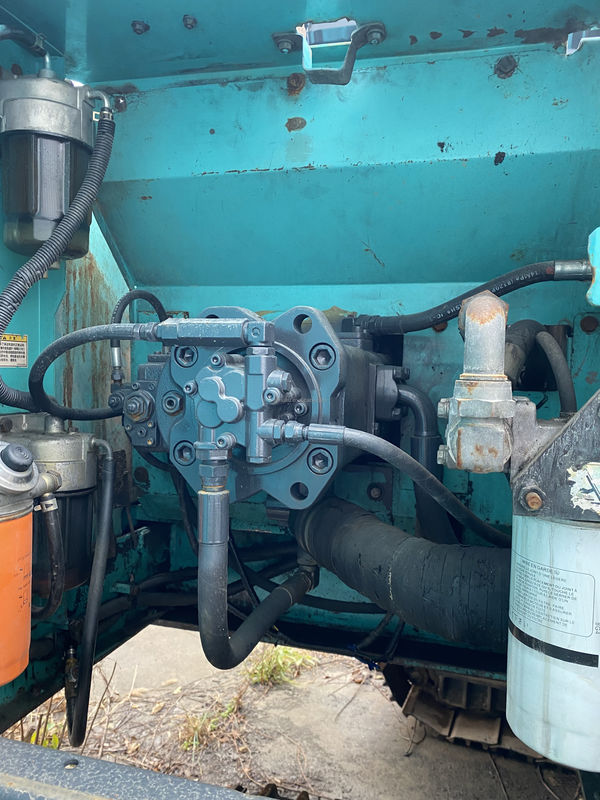 Κομπέλκο SK200 Χρησιμοποιούμενη Kobelco SK200-8 Υδραυλική σκάφτρα κατσαρόλας Καλή κατάσταση Χρησιμοποιούμενη σκάφτρα φθηνή τιμή