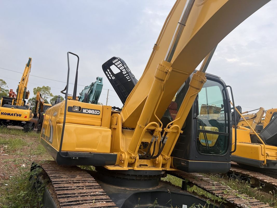 Χρησιμοποιούμενη εκσκαφέας Kobelco SK260 μεταχειρισμένη εκσκαφέας χρησιμοποιούμενο μηχάνημα 26 τόνων χειροκίνητη εκσκαφέας χρησιμοποιούμενη εκσκαφέας