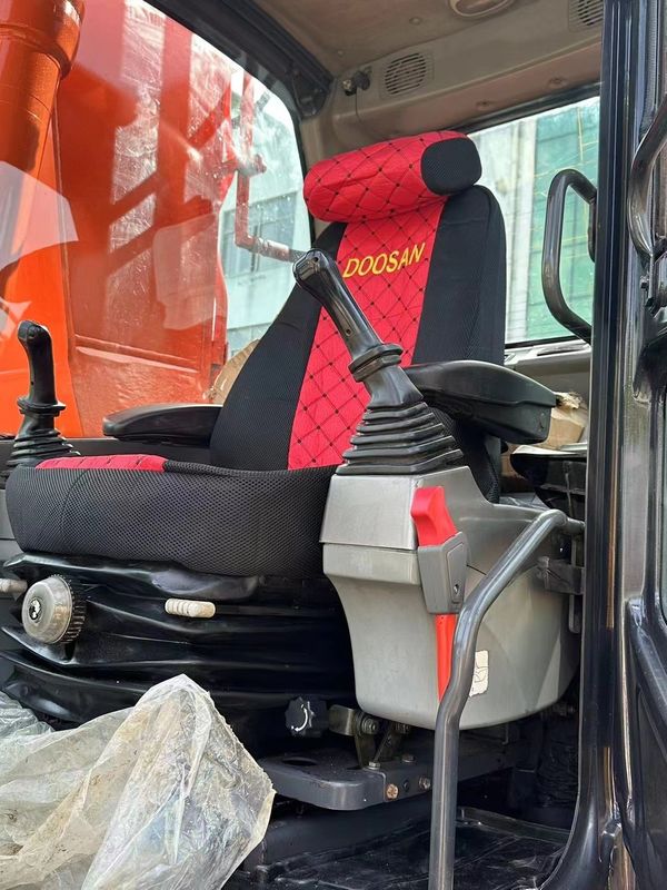 Χρησιμοποιούμενη εκσκαφέας Doosan DX225LC εκσκαφέας χρησιμοποιούμενη μηχανή 6 τόνων χρησιμοποιούμενη αρχική εκσκαφέας μεταχειρισμένη εκσκαφέας προς πώληση