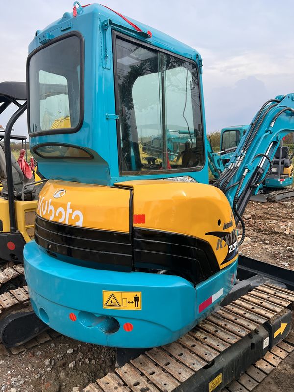 μεταχειρισμένη εκσκαφέας kubota135/ δευτερεύον μίνι μηχανή εκσκαφής Kubota 135 χαμηλή τιμή προς πώληση