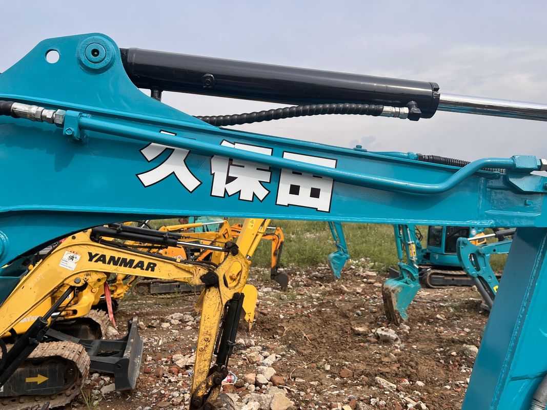 μεταχειρισμένη εκσκαφέας kubota135/ δευτερεύον μίνι μηχανή εκσκαφής Kubota 135 χαμηλή τιμή προς πώληση
