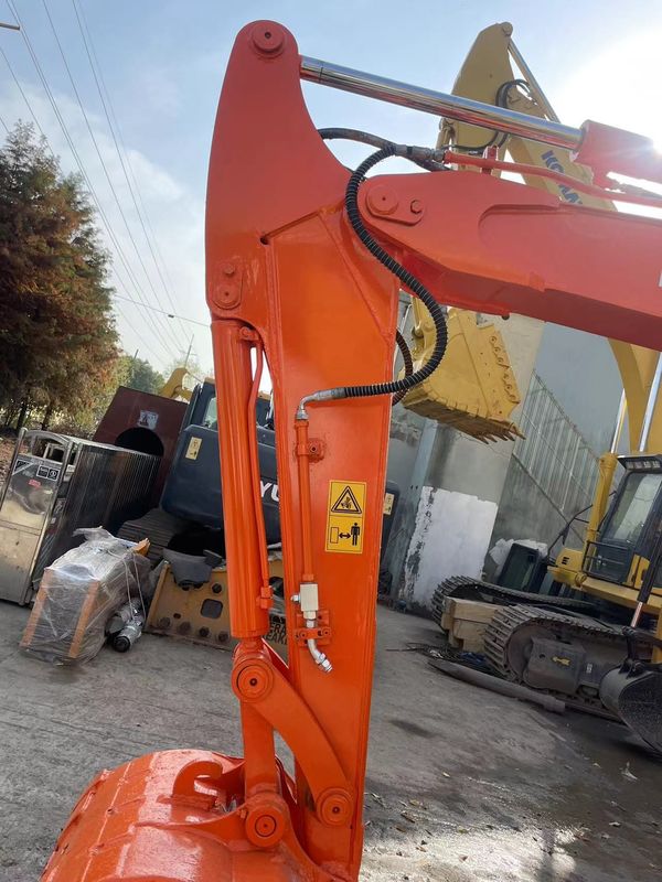Το 2020 η Hitachi χρησιμοποίησε zx60 6 τόνων μίνι εκσκαφείς 60 μοντέλο Hitachi Powerful Multi Function
