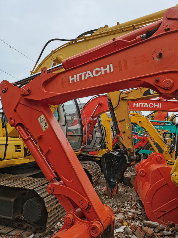 Η Hitachi σε απόθεμα Καλή ποιότητα Η Hitachi ZX65 Χρησιμοποιούμενος υδραυλικός εξορυκτής/Χρησιμοποιούμενος μίνι εξορυκτής Η Hitachi ZX65 Φθηνή τιμή