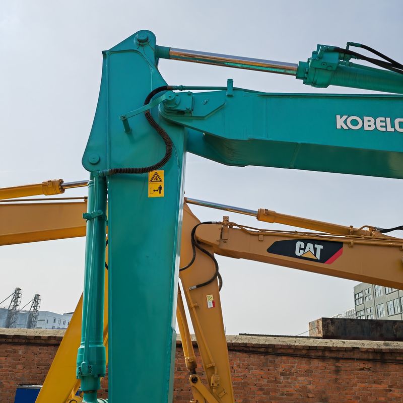 13 τόνος Χρησιμοποιούμενος εξορυκτής Kobelco Kobelco 135 Χρησιμοποιούμενος εξορυκτής 0.7m3