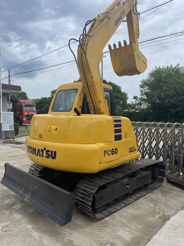 Εκσκαφέας κολυμβητή Komatsu PC60 6 τόνων χρησιμοποιημένη υδραυλική υψηλής ποιότητας/δεύτερου χειριστή μίνι εκσκαφέας Komatsu PC60 Ιαπωνία προέλευση φθηνή τιμή Komatsu Εκσκαφέας