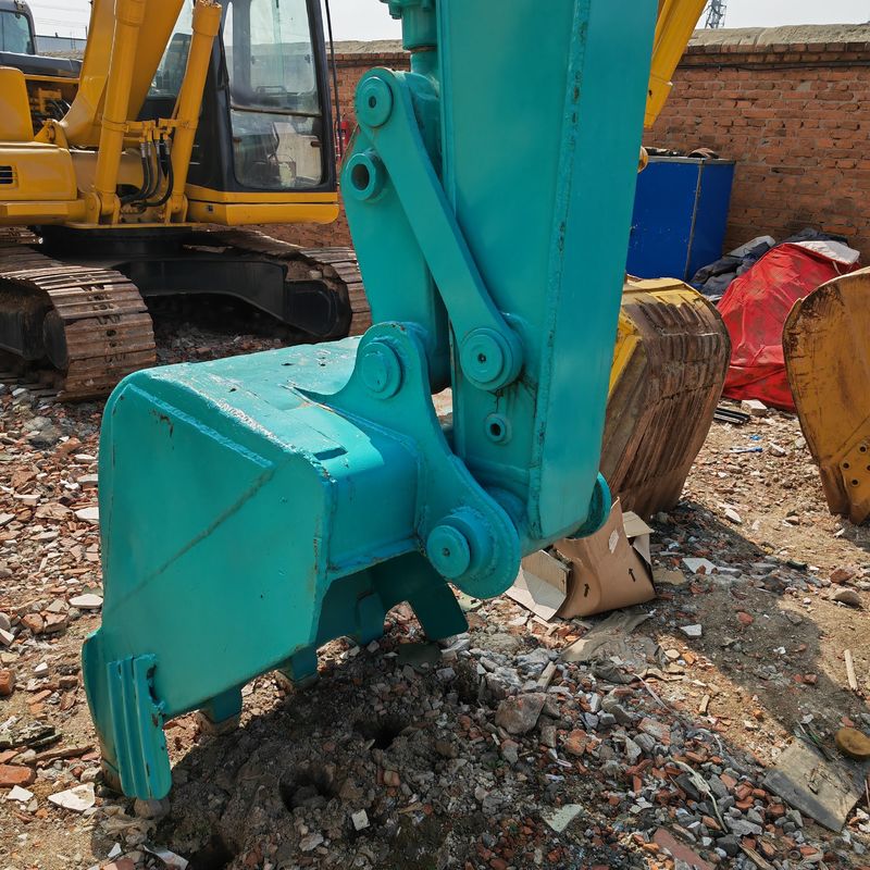 13 τόνος Χρησιμοποιούμενος εξορυκτής Kobelco Kobelco 135 Χρησιμοποιούμενος εξορυκτής 0.7m3