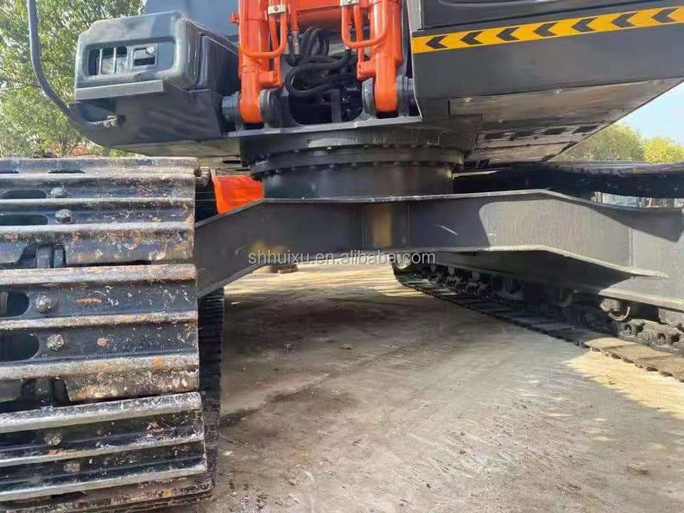 Η Hitachi σε αποθέματα Καλή κατάσταση Η Hitachi ZX200-5 μεταχειρισμένη Υδραυλική σκάφτρα/Χρησιμοποιημένη σκάφτρα Η Hitachi ZX200-5 Φθηνή τιμή