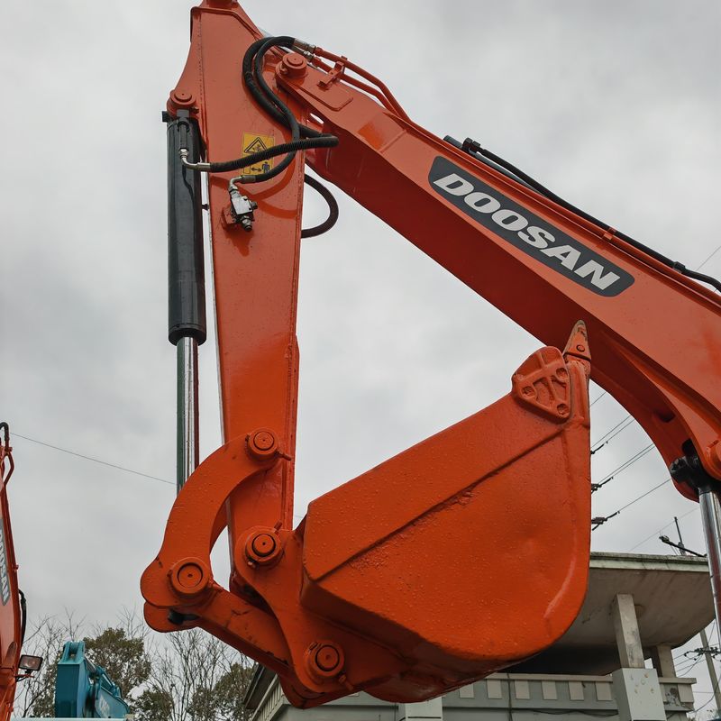 5.5 τόνος Μίνι Χρησιμοποιούμενος Doosan Dx55 Χρησιμοποιούμενος εξορυκτής 0,75m3 χωρητικότητα κουβάς