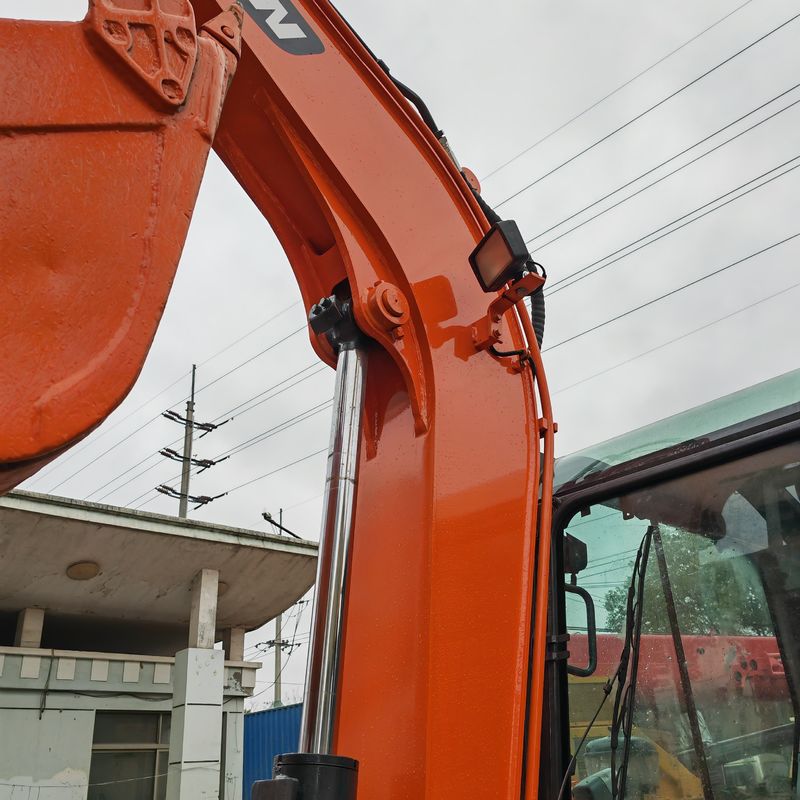 5.5 τόνος Μίνι Χρησιμοποιούμενος Doosan Dx55 Χρησιμοποιούμενος εξορυκτής 0,75m3 χωρητικότητα κουβάς
