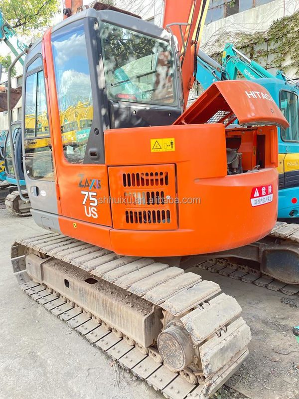 Η Hitachi σε απόθεμα Ιαπωνική προέλευση Η Hitachi ZX75 Χρησιμοποιούμενος υδραυλικός εξορυκτής/Χρησιμοποιούμενος μίνι εξορυκτής Η Hitachi ZX75 καλή ποιότητα Φθηνή τιμή