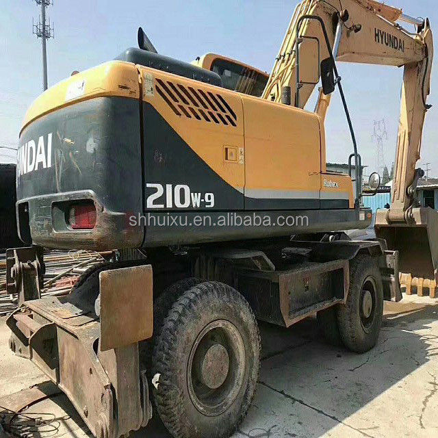 Χρησιμοποιούμενη υγιούνταϊ r210w-9 μηχανή εκσκαφής τροχών / ελαστικών για πώληση