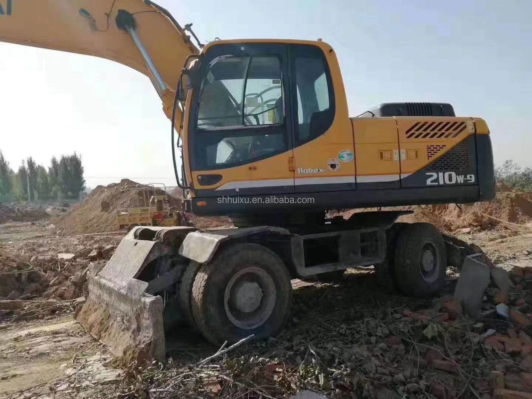 Χρησιμοποιούμενη υγιούνταϊ r210w-9 μηχανή εκσκαφής τροχών / ελαστικών για πώληση