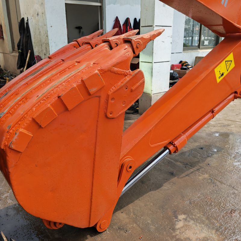 Η Hitachi σε αποθεματικό 90% μεταχειρισμένο Hitachi zx135/χρησιμοποιημένο σκαρφαλώνα Hitachi zx135 προς πώληση
