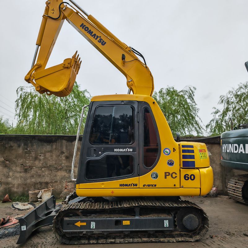 Χρησιμοποιούμενα μηχανήματα κατασκευής Komatsu PC60 Ιαπωνία πρωτότυπο προς πώληση Komatsu χρησιμοποιημένο φθηνό Excavator