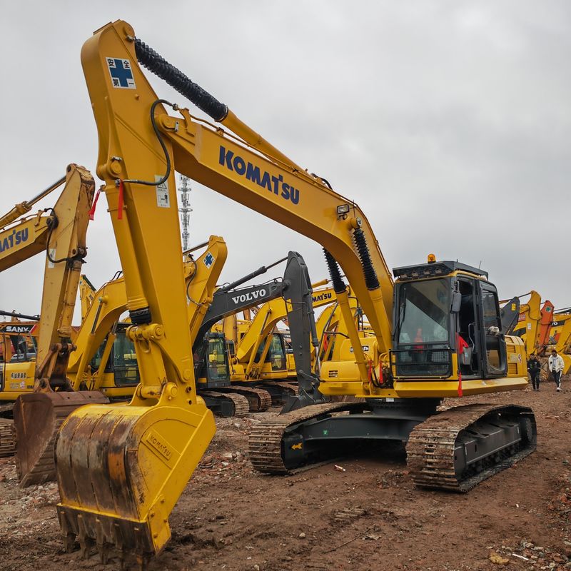 Χρησιμοποιούμενη εκσκαφέας KOMATSU240-8LC υψηλής ποιότητας CAVATOR KOMATSU PC240-8 χαμηλή τιμή προς πώληση