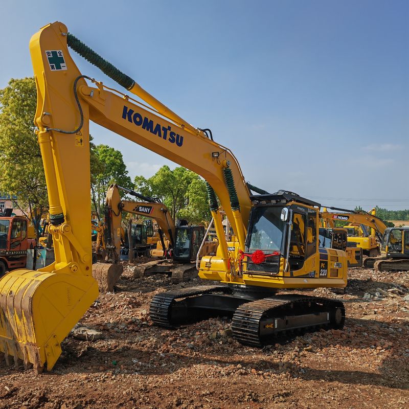 22 τόνους Χρησιμοποιούμενος εξορυκτής Komatsu PC 220 8 Δεύτερο χέρι Komatsu PC220 8