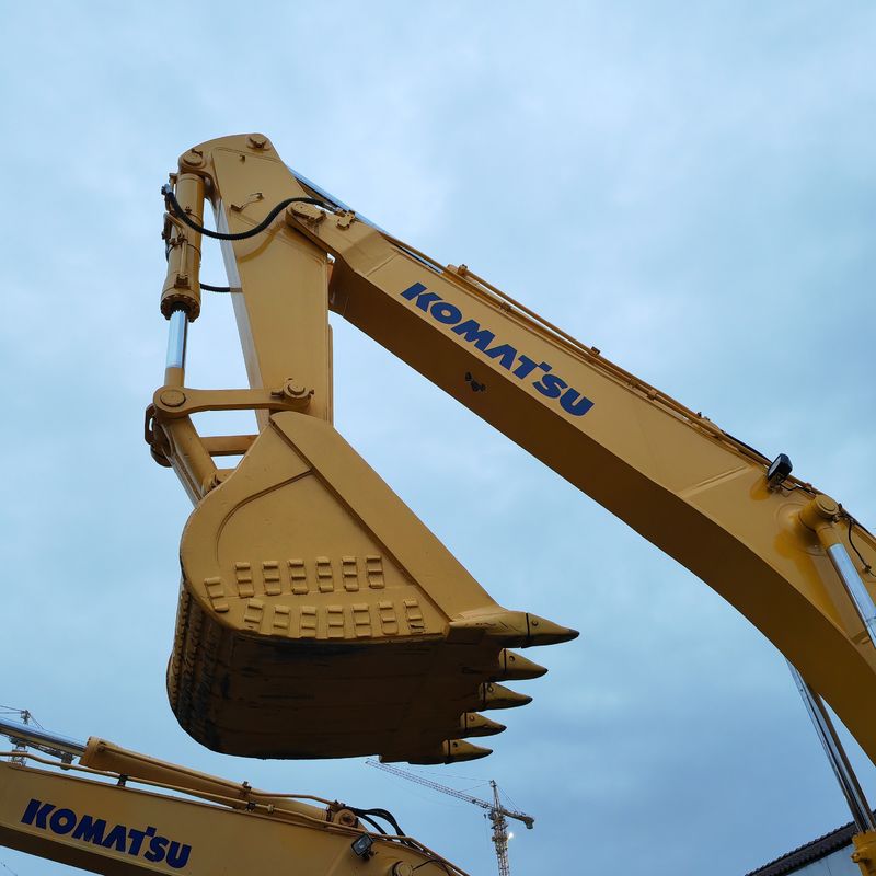 Μεγάλο μεταχειρισμένο εξορυκτικό σκάφος komatsu pc400/σε αποθεματικό εξορυκτικό σκάφος komatsu pc400