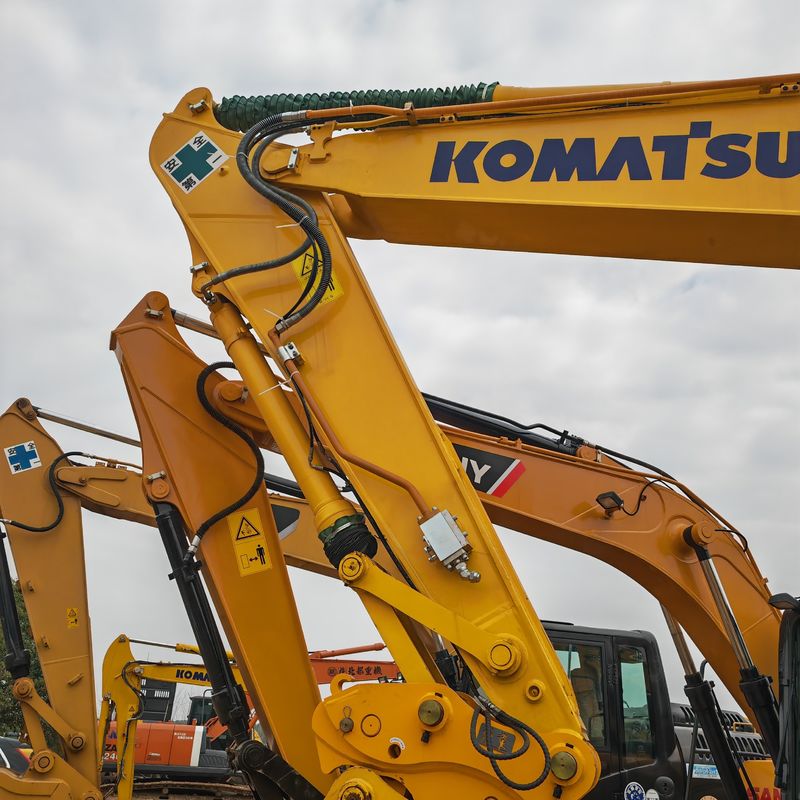 Χρησιμοποιούμενος εξορυκτής σε απόθεμα KOMATSU PC200-8/ORIGINAL PAINT SECOND HAND KOMATSU PC200-8 σε πώληση με φθηνή τιμή