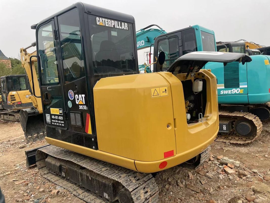 5.5TON Χρησιμοποιούμενος εξορυκτής MINI CARALER CAT305.5E σε αποθεματισμό