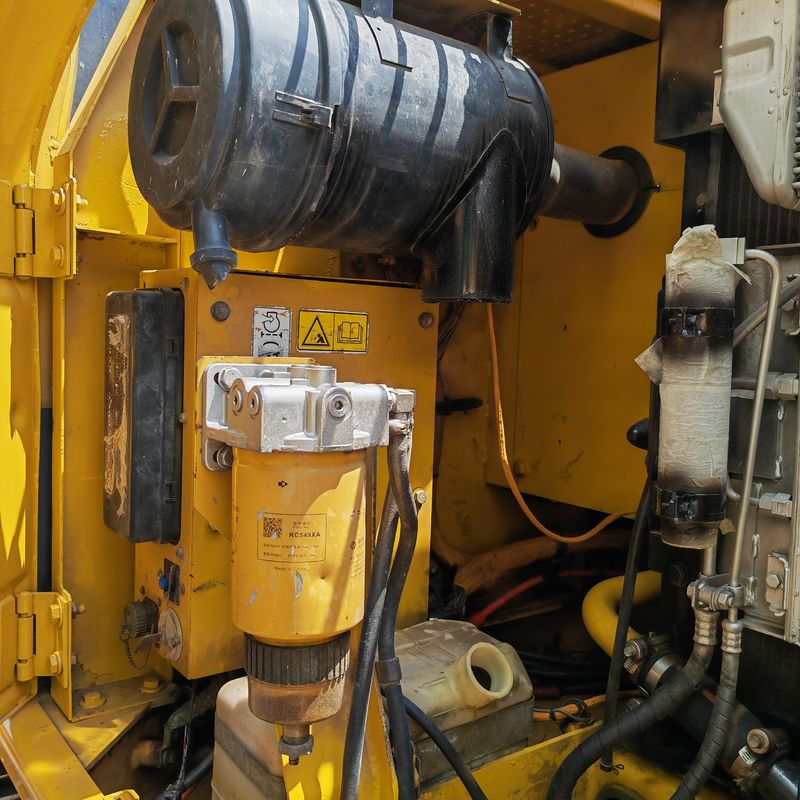 15 τόνων αρχικό χρώμα χρησιμοποιημένο cat315c / δεύτερο χέρι υψηλής ισχύος σκάβοντας χρησιμοποιημένο cat315c προς πώληση