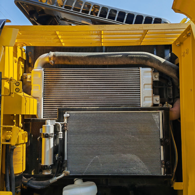 Χρησιμοποιούμενη εκσκαφέας cat320d/δευτερόλεπτο χειροκίνητο αρχικό χρώμα cat 320d προς πώληση